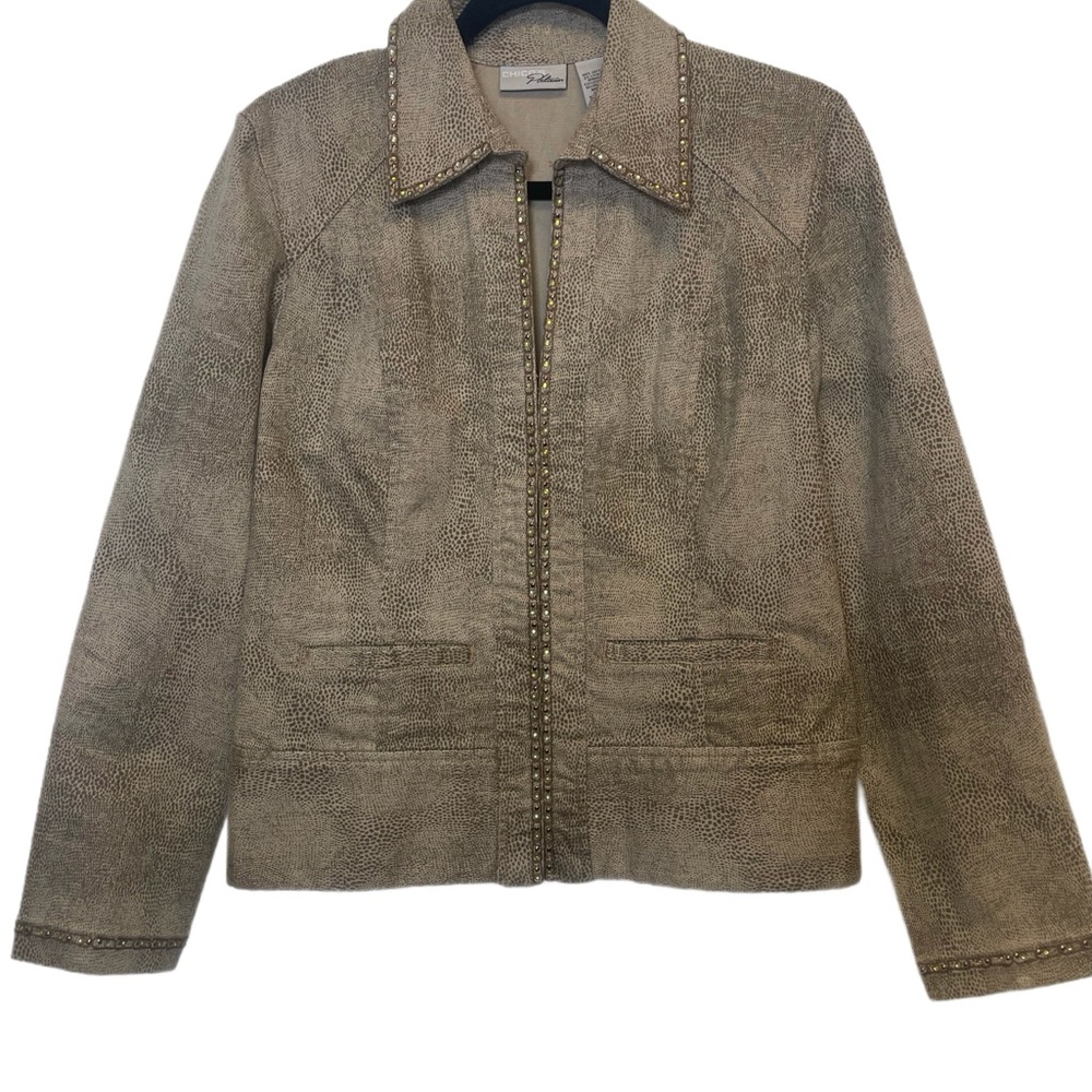 Chico’s Platinum Brown Snake Print Jacket Size 0 in Chico’s Sizing.